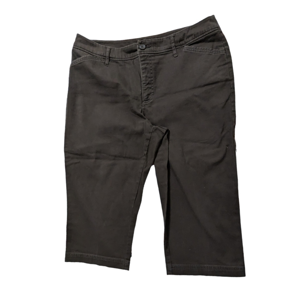 St. John's Bay Size 16 Brown Pedal Pusher Capri Pants (M248)